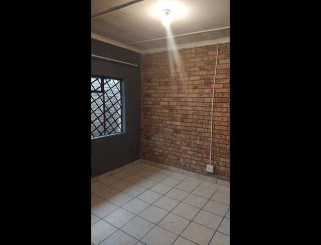 1 BEDROOM PROPERTY TO RENT IN MANZILPARK